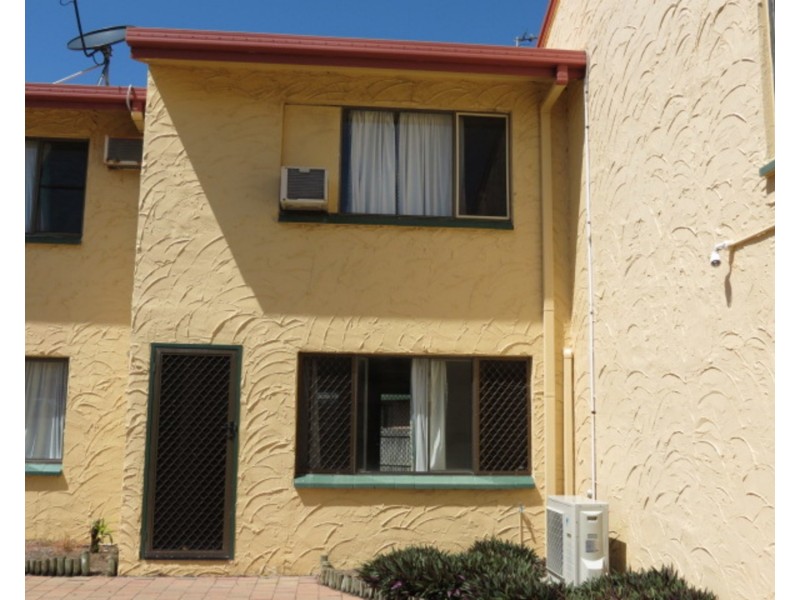 2/2a Powell Street, Bowen QLD 4805