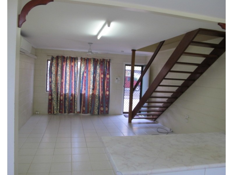 2/2a Powell Street, Bowen QLD 4805