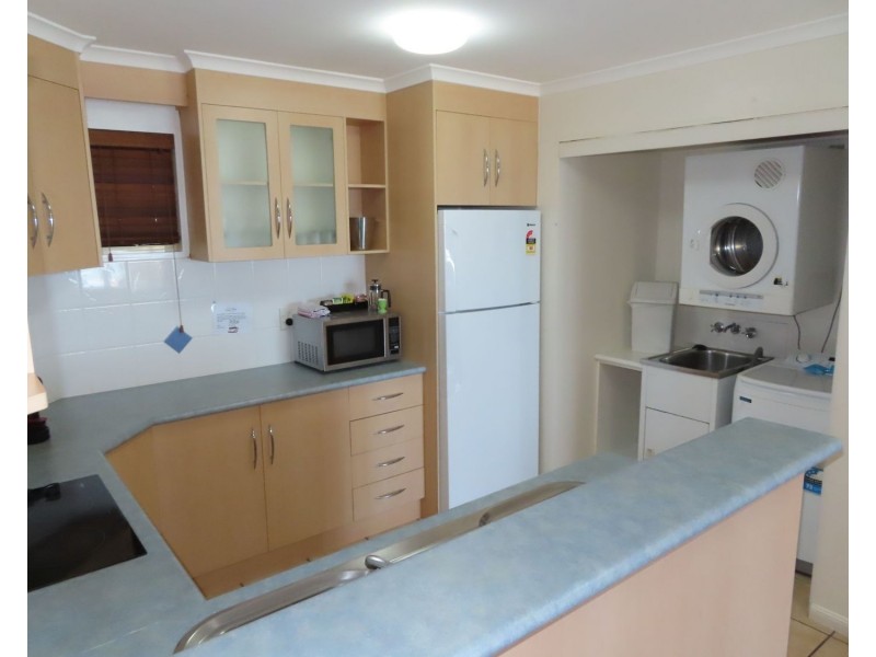 Apt 1/2 – 4 Pandanus Street, Bowen QLD 4805
