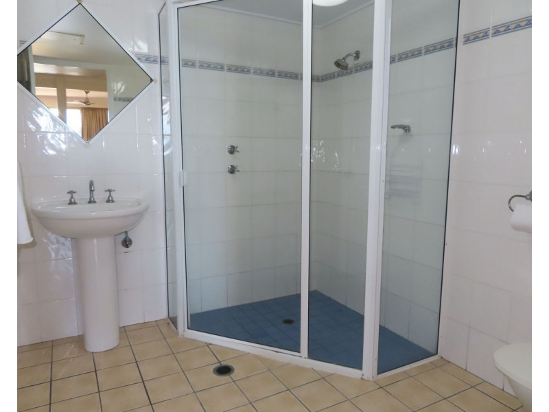 Apt 1/2 – 4 Pandanus Street, Bowen QLD 4805
