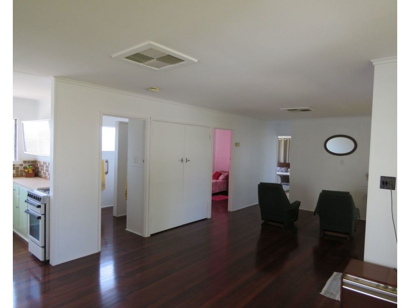 8 Marshall Street, Bowen QLD 4805