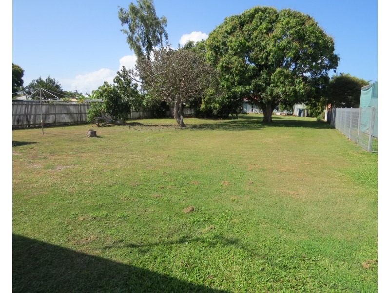 8 Marshall Street, Bowen QLD 4805