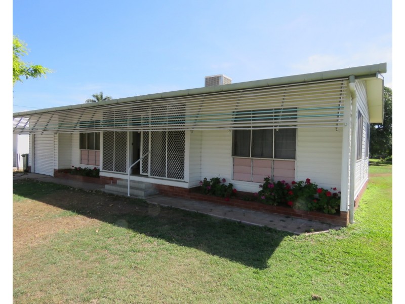 8 Marshall Street, Bowen QLD 4805