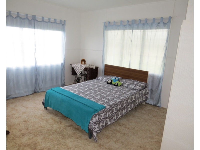 8 Marshall Street, Bowen QLD 4805