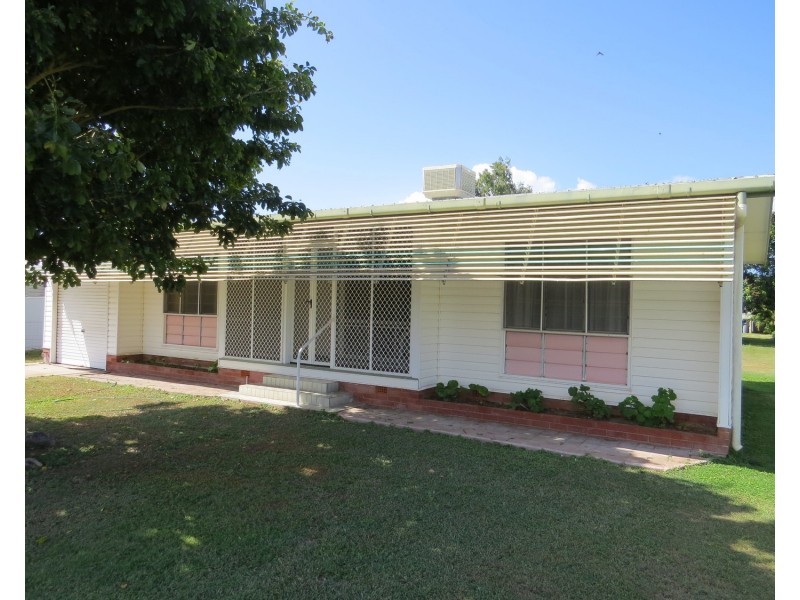 8 Marshall Street, Bowen QLD 4805