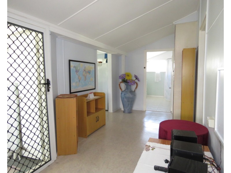 22 Poole Street, Bowen QLD 4805