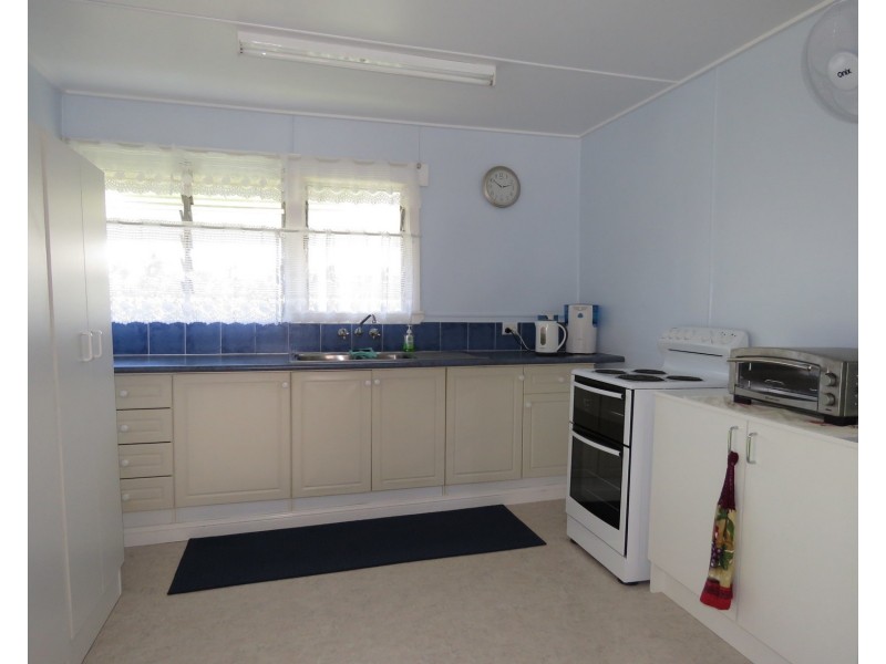 22 Poole Street, Bowen QLD 4805