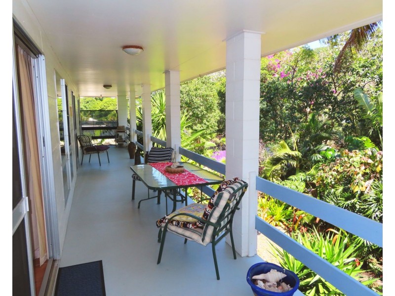 2 Horseshoe Bay Road, Bowen QLD 4805