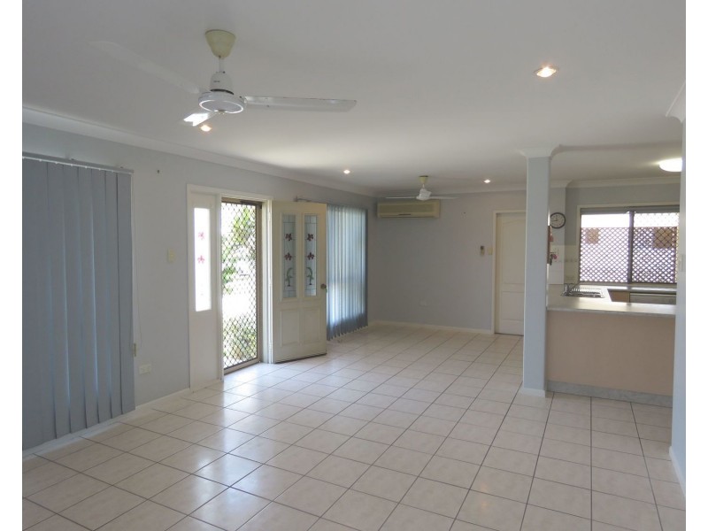 182 Queens Road, Bowen QLD 4805