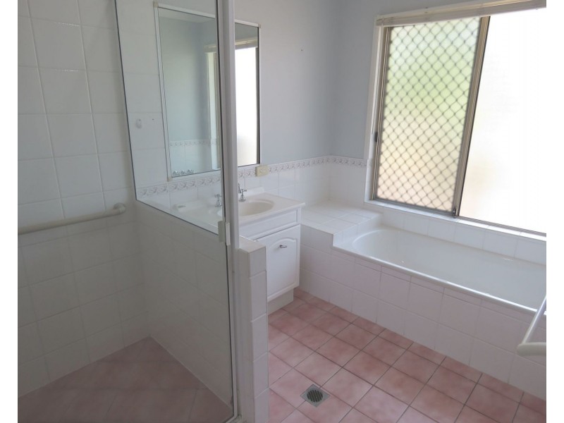 182 Queens Road, Bowen QLD 4805