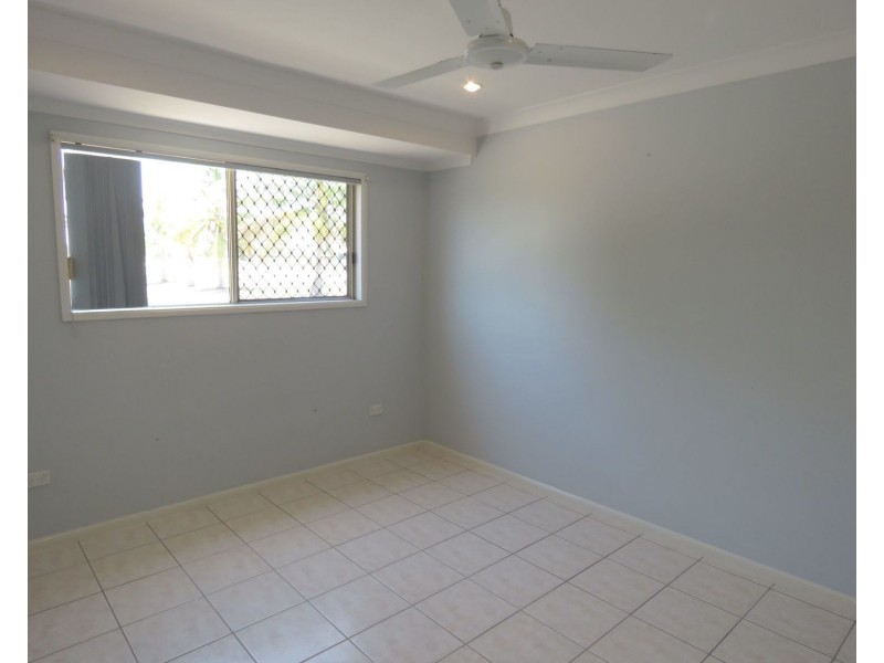 182 Queens Road, Bowen QLD 4805