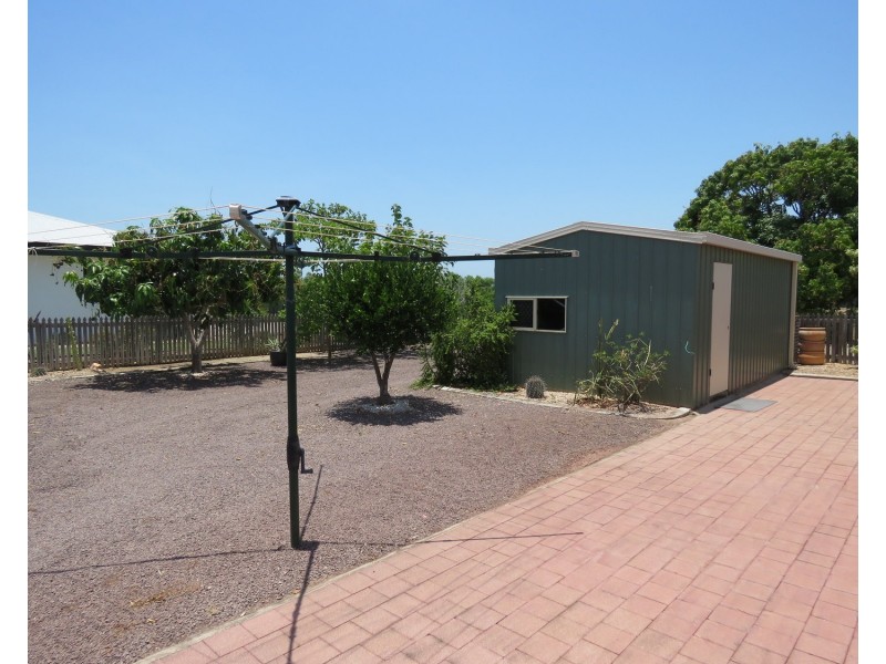 182 Queens Road, Bowen QLD 4805