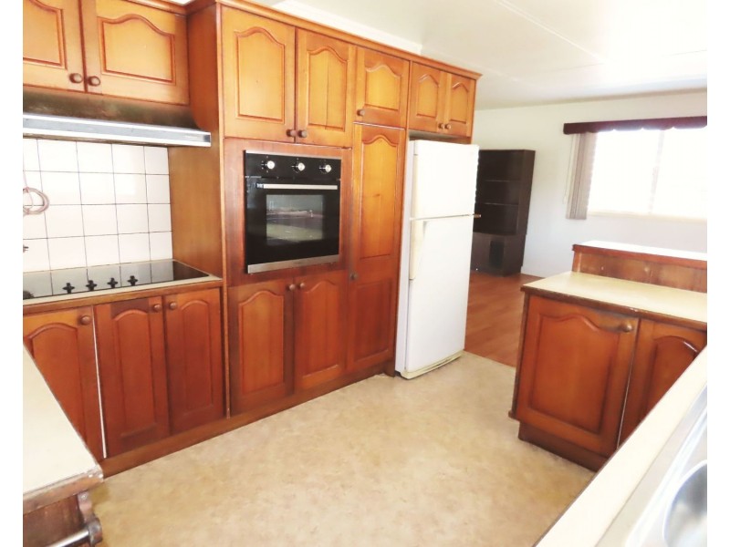 21 Elphinstone Street, Bowen QLD 4805