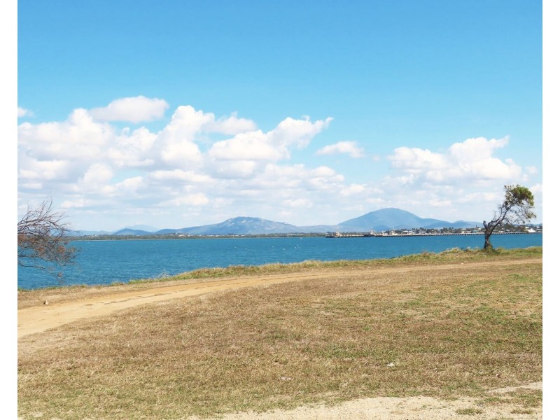 21 Elphinstone Street, Bowen QLD 4805