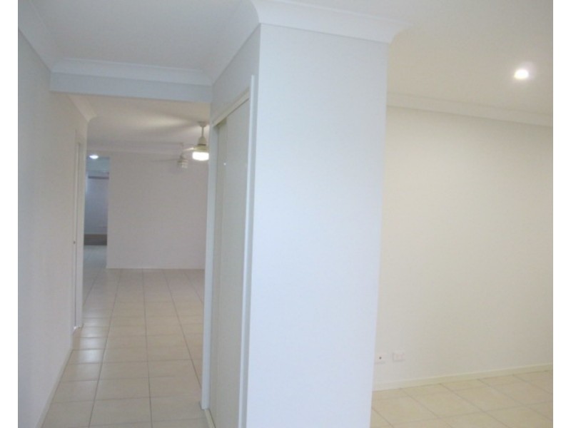 7 Cowrie Street, Bowen QLD 4805