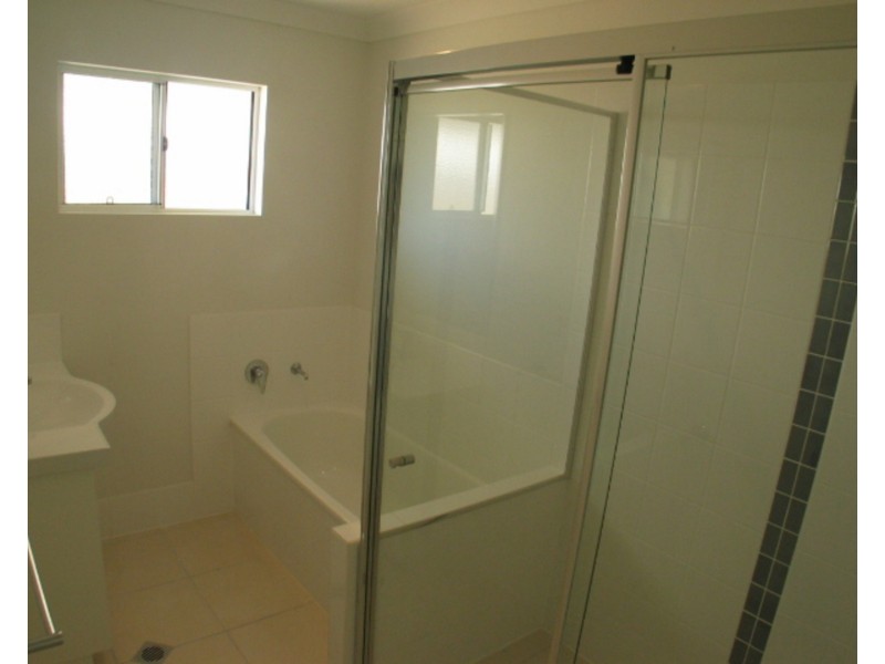 7 Cowrie Street, Bowen QLD 4805