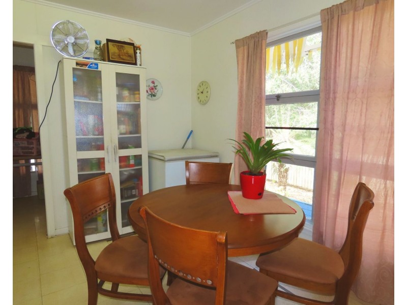 25 Tollington Road, Bowen QLD 4805