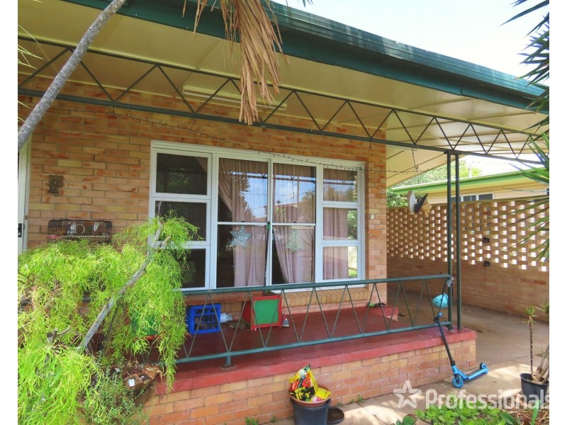 25 Tollington Road, Bowen QLD 4805
