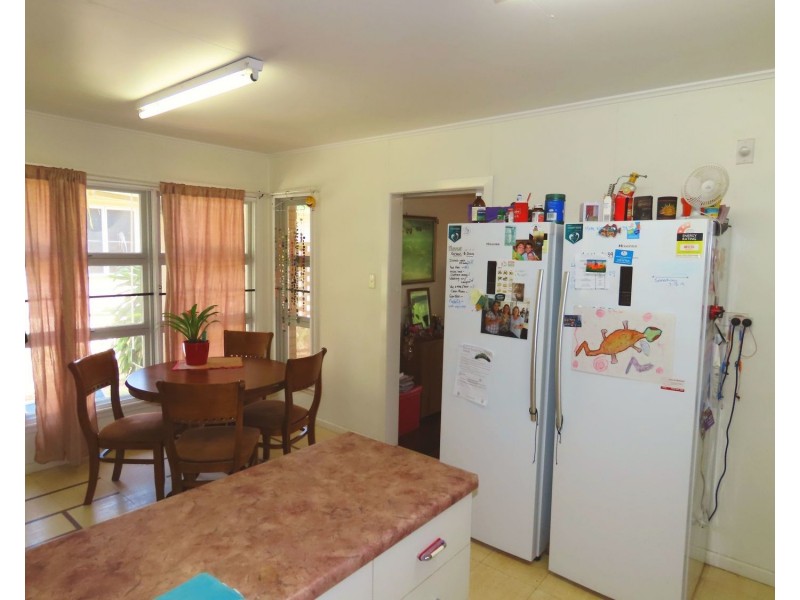 25 Tollington Road, Bowen QLD 4805