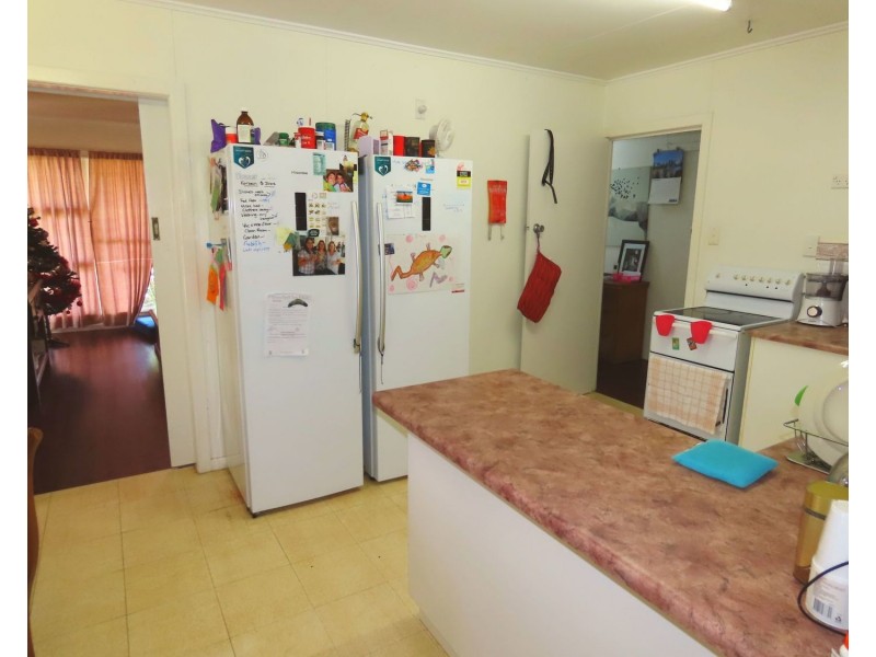 25 Tollington Road, Bowen QLD 4805