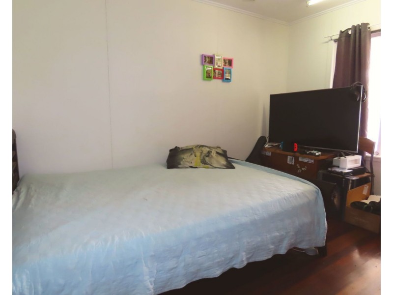 25 Tollington Road, Bowen QLD 4805