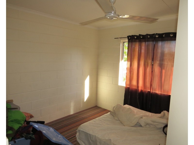 1-4/16 Powell Street, Bowen QLD 4805