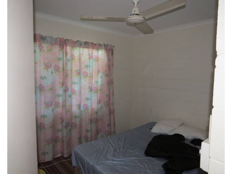 1-4/16 Powell Street, Bowen QLD 4805