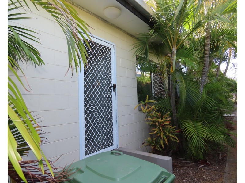 1-4/16 Powell Street, Bowen QLD 4805