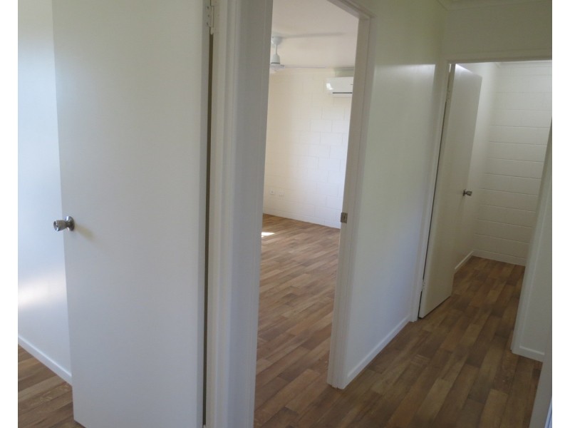 9 Creek Street, Bowen QLD 4805