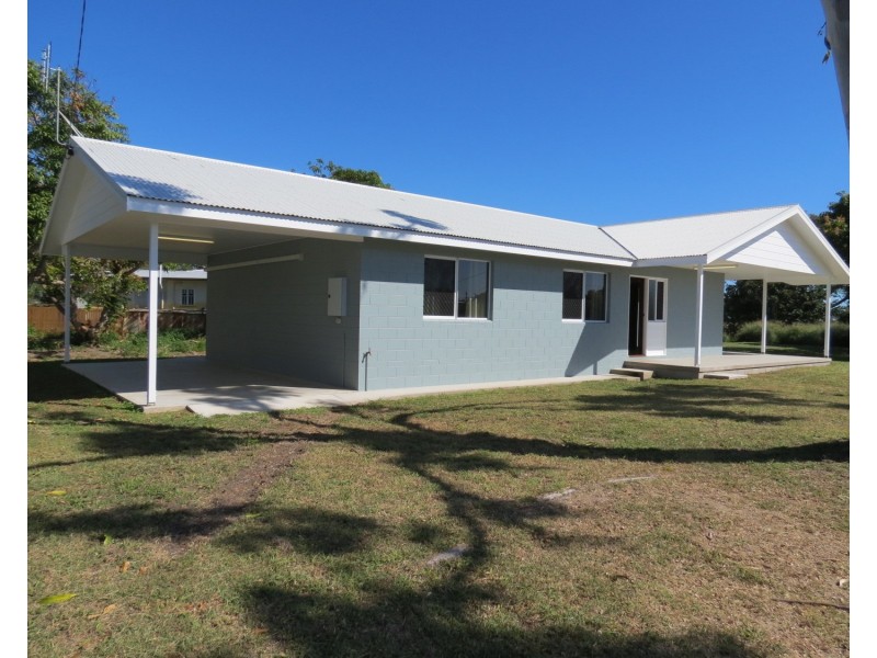 9 Creek Street, Bowen QLD 4805