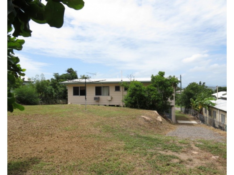 78 Gordon Street, Bowen QLD 4805