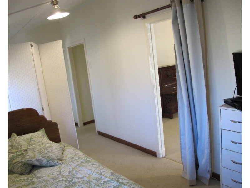 21 Golf Links Road, Bowen QLD 4805