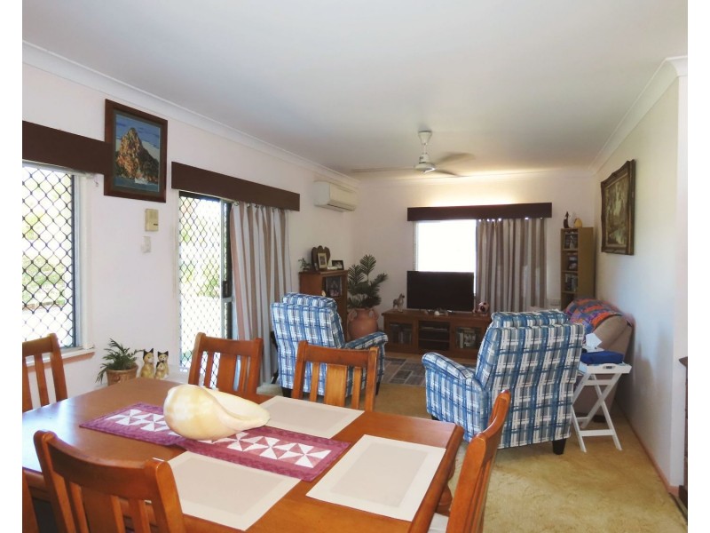 119 Hillview Road, Bowen QLD 4805