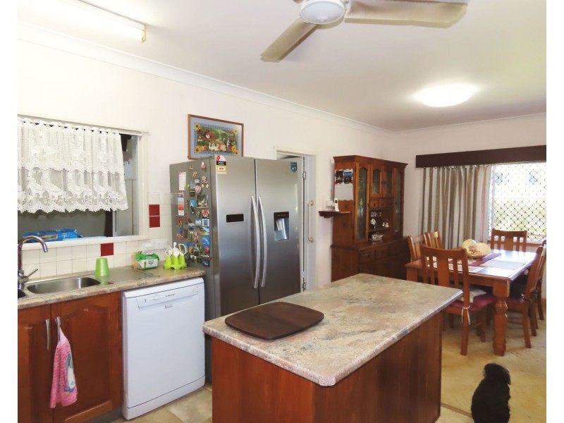 119 Hillview Road, Bowen QLD 4805