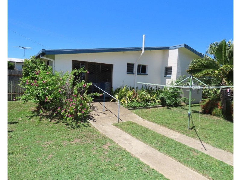 119 Hillview Road, Bowen QLD 4805