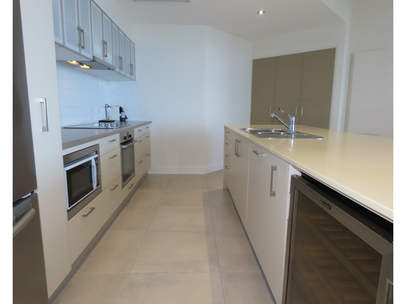 28/2b Horseshoe Bay Road, Bowen QLD 4805