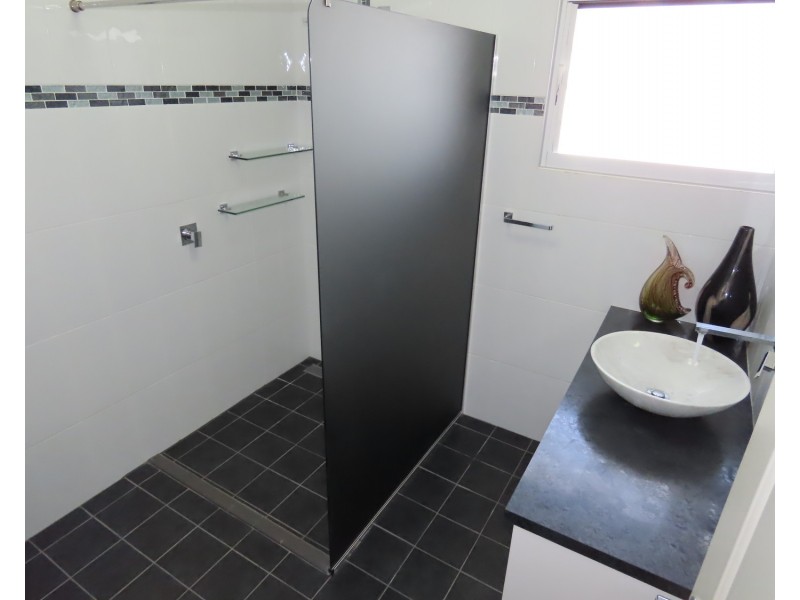 95 Queens Beach Esplanade, Bowen QLD 4805