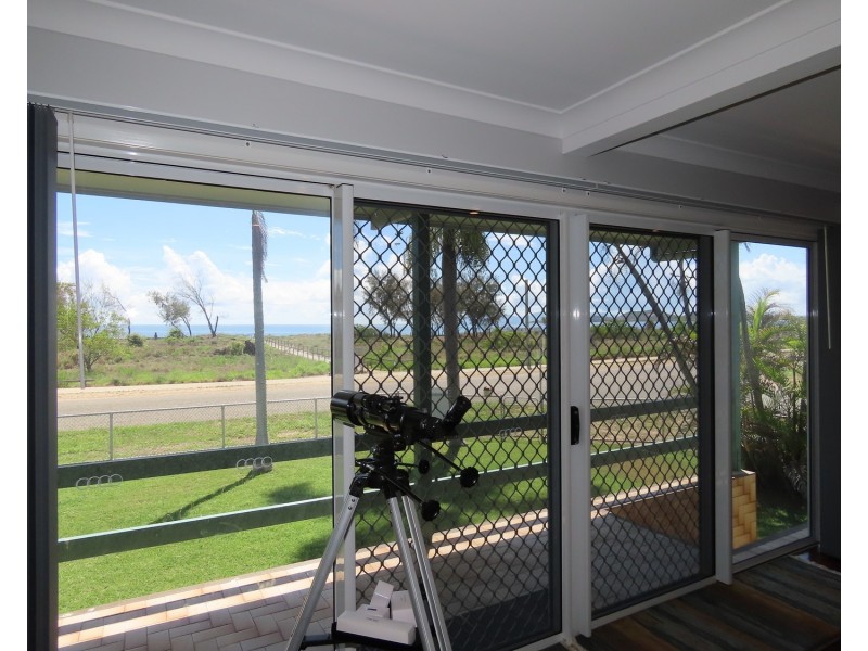 95 Queens Beach Esplanade, Bowen QLD 4805