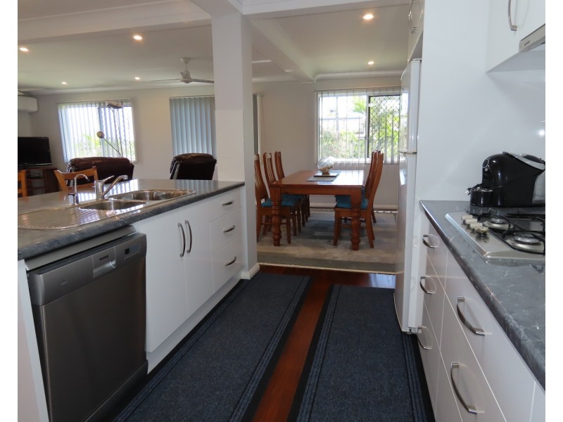 95 Queens Beach Esplanade, Bowen QLD 4805