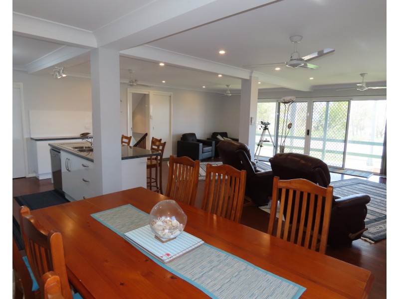 95 Queens Beach Esplanade, Bowen QLD 4805