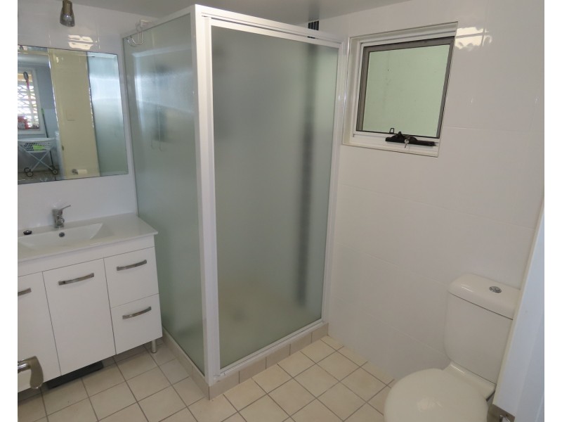 95 Queens Beach Esplanade, Bowen QLD 4805