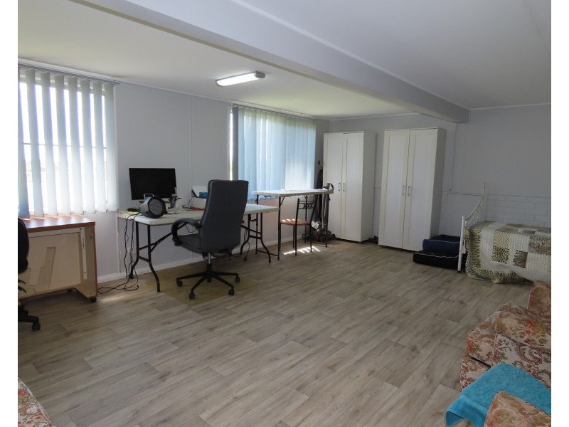95 Queens Beach Esplanade, Bowen QLD 4805