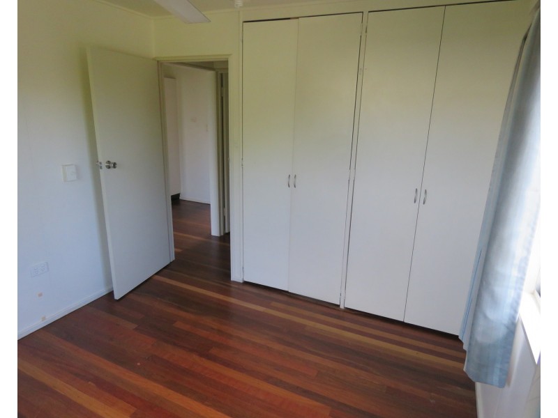 2/12 Verna Street, Bowen QLD 4805