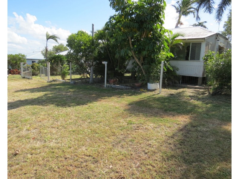 100 Williams Street, Bowen QLD 4805