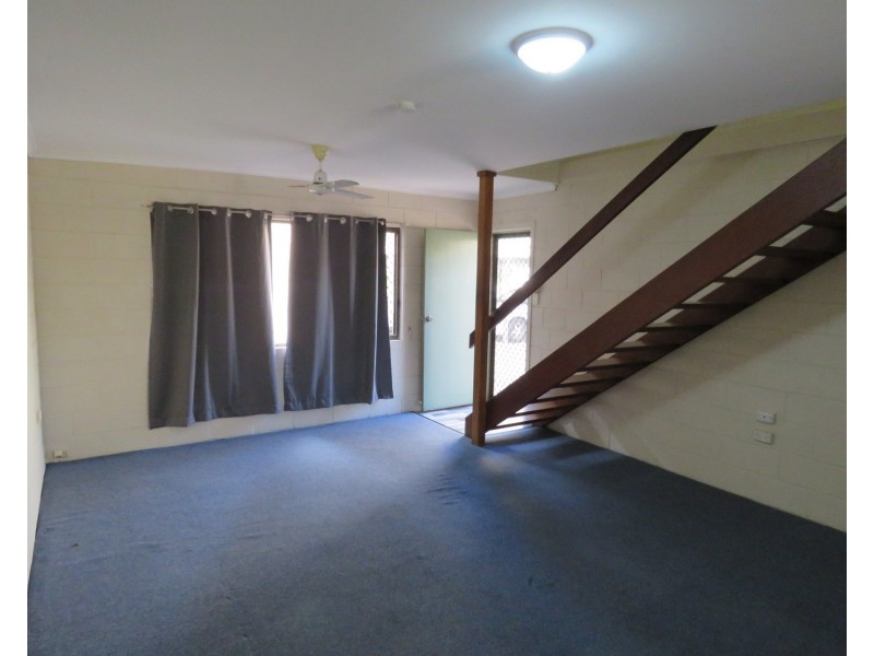 3/2A Powell Street, Bowen QLD 4805