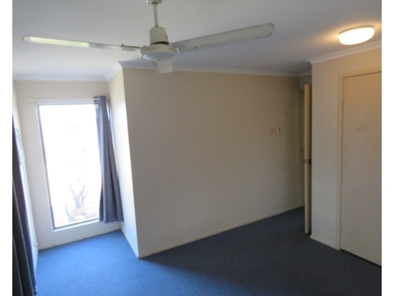 3/2A Powell Street, Bowen QLD 4805
