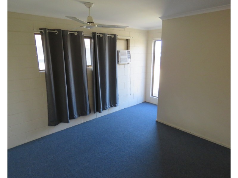 3/2A Powell Street, Bowen QLD 4805