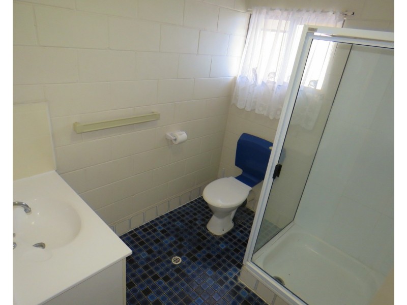 3/2A Powell Street, Bowen QLD 4805