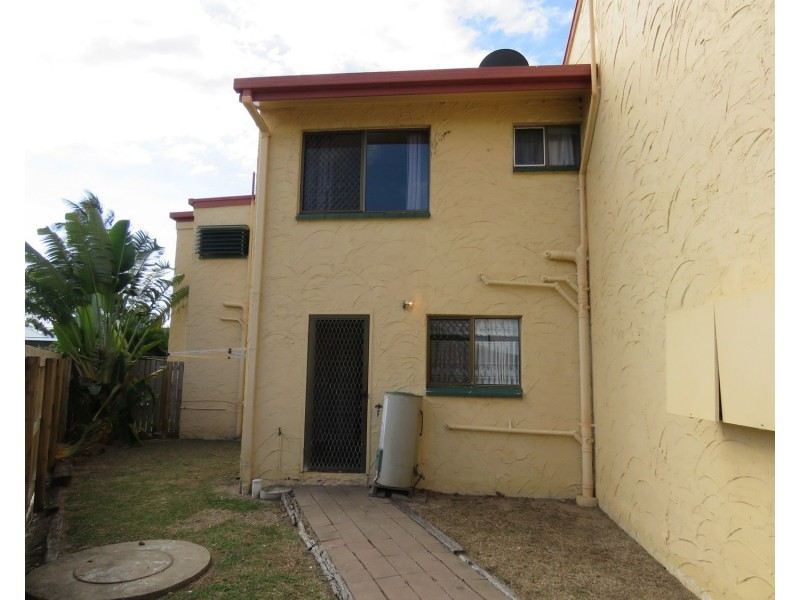 3/2A Powell Street, Bowen QLD 4805