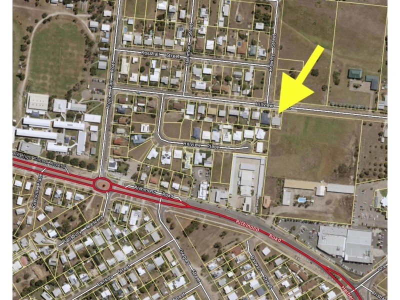 105 Hillview Road, Bowen QLD 4805